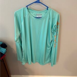 Columbia Green Long Sleeve Relaxed T-Shirt